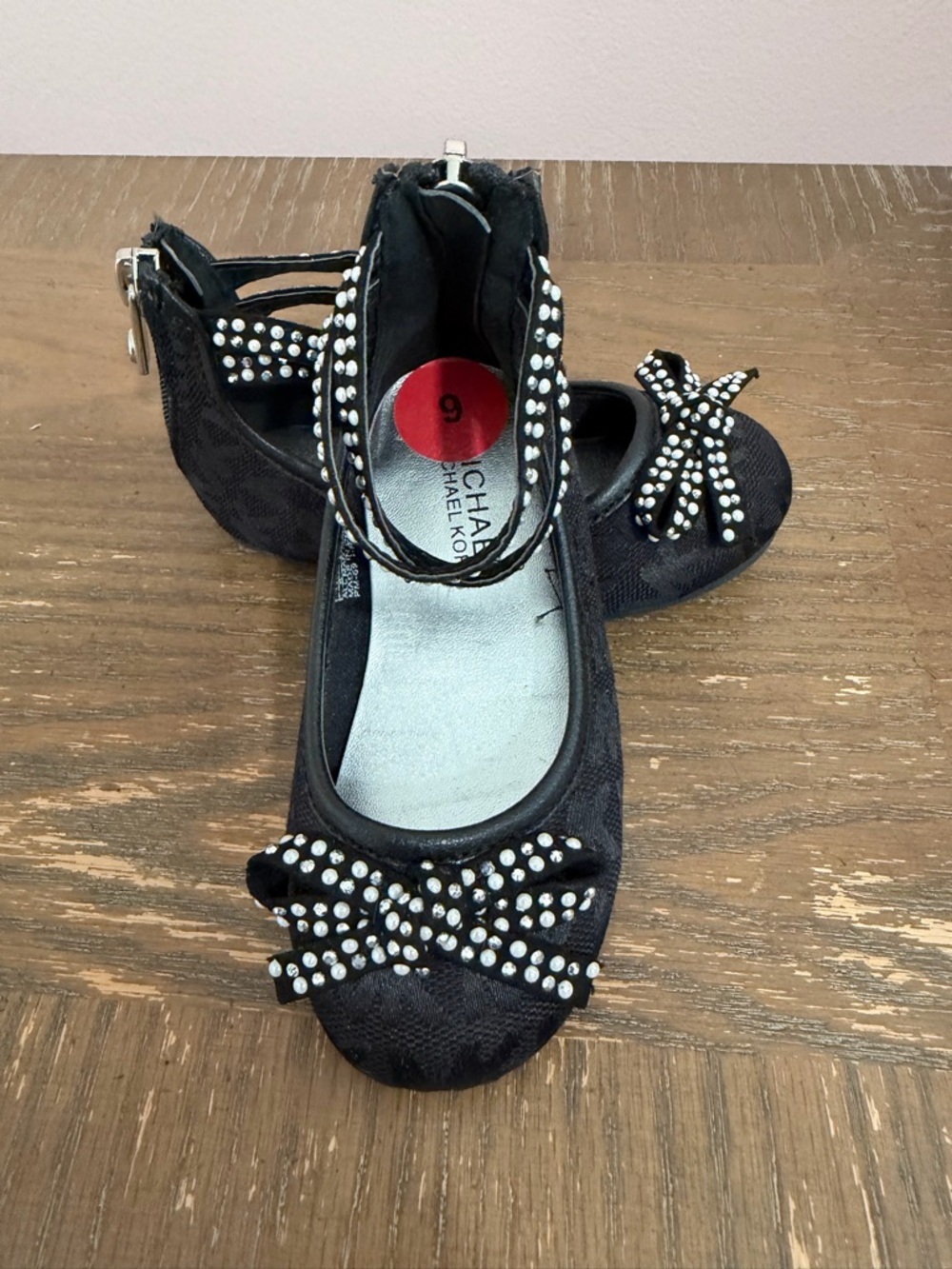 MICHAEL Michael Kors Black Embellish Bow Ballet Flats